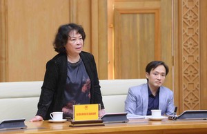 TPHCM: Tạm giữ người nhặt được thẻ tín dụng rồi lấy đi mua điện thoại - Ảnh 4.