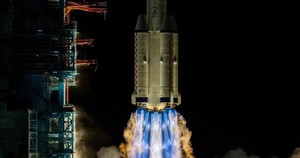 Nga đ&aacute;nh sập ng&agrave;nh sản xuất t&ecirc;n lửa Ukraine- Ảnh 3.