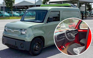 Lần đầu thấy rõ nội thất 