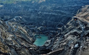 Thu về gần 500 tỷ mỗi ngày dù lượng hàng tồn kho cao kỷ lục: DN này kinh doanh gì, lời lãi ra sao?