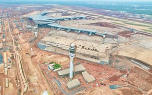 Gi&aacute; v&agrave;ng lập đỉnh cao chưa từng c&oacute; trong lịch sử, mốc 160 triệu đồng/lượng qu&aacute; gần! - Ảnh 2.