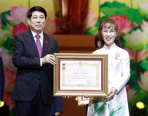 Ch&acirc;n dung DN Việt Nam phủ s&oacute;ng 96% l&atilde;nh thổ Campuchia vừa được Chủ tịch nước trao tặng phần thưởng lớn - Ảnh 2.