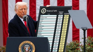 Công xưởng khổng lồ của Nike tại Việt Nam: 162 nhà máy thuê gần 500.000 lao động, đóng góp không nhỏ vào 24 tỷ USD xuất khẩu quần áo, giày dép sang Mỹ - Ảnh 4.