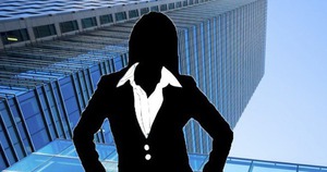 Gi&aacute; v&agrave;ng c&ograve;n 'đi&ecirc;n loạn' đến mức n&agrave;o? - Ảnh 4.