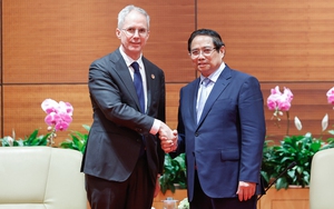 Chuyến bay đầu tiên cất cánh, nhà ga 10.990 tỷ đồng của Việt Nam chính thức ghi tên vào bản đồ hàng không - Ảnh 6.