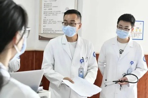 Người đàn ông suy gan, suýt chết sau bữa ăn: Bác sĩ thốt lên “do ăn 1 thứ chứa độc tố cực mạnh” - Ảnh 2.