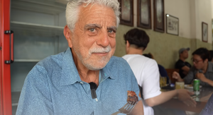 Khách Tây lần đầu tiên ăn bún đậu mắm tôm, có phản ứng khiến người Việt ngỡ ngàng - Ảnh 5.