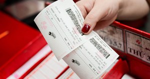 Vietlott vừa tìm ra người trúng ĐỘC ĐẮC lớn nhất từ trước đến nay của Lotto 5/35, liên tục tạo ra tỷ phú - Ảnh 3.