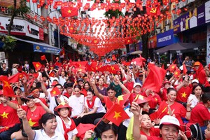 Khách hàng liên kết tài khoản An sinh Xã hội để nhận 100.000 đồng từ Chính phủ, một ví điện tử “chơi lớn” tặng thêm quà 500.000 đồng - Ảnh 4.