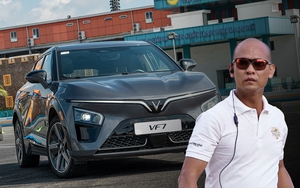 Limousine siêu sang của VinFast lộ thêm ảnh: Logo cánh chim vàng, vách ngăn như Rolls-Royce, ốp gỗ thật - Ảnh 6.