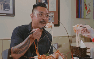 Chuyên gia: Thấy tin nhắn này, điện thoại của bạn có thể đang bị theo dõi - Ảnh 3.