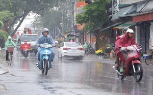 Bé trai 7 tuổi vặn tay ga xe máy, tử vong thương tâm - Ảnh 2.