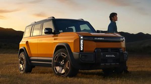 Hãng xe xây nhà máy 20.000 tỷ tại Việt Nam có SUV địa hình 'bản sao' Land Rover Defender mà giá bằng 1/5