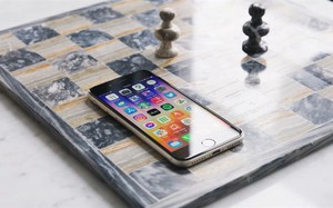 Chiếc iPhone mất giá nhanh nhất lịch sử Apple: Chưa đến 3 triệu dù hiệu năng ngang ngửa iPhone 13 Pro Max