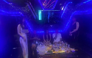 Đột kích quán karaoke, bắt quả tang 4 nhân viên nữ mặc đồ xuyên thấu đang nhảy múa