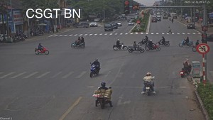 Chuyển hướng kh&ocirc;ng bật xi nhan, người điều khiển xe m&aacute;y c&oacute; thể bị phạt đến 14 triệu đồng, trừ 10 điểm GPLX - Ảnh 2.