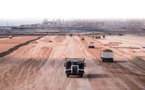 T&iacute;nh to&aacute;n chi ph&iacute; sau 10 năm d&ugrave;ng xe điện: Thay pin hay mua mới xe xăng rẻ hơn? - Ảnh 2.