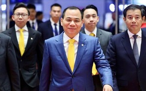 Khung h&igrave;nh hiếm c&oacute;: Tỷ ph&uacute; Phạm Nhật Vượng đ&iacute;ch th&acirc;n l&agrave;m một việc m&agrave; kh&ocirc;ng c&oacute; phu nh&acirc;n - Ảnh 9.