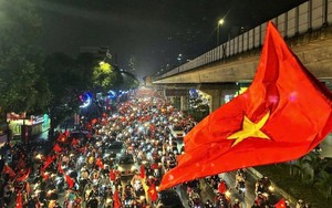 Tỷ ph&uacute; Phạm Nhật Vượng đưa xe bu&yacute;t điện "Make in Vietnam" sang Mỹ, sẽ lăn b&aacute;nh từ đầu năm 2028 - Ảnh 3.