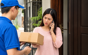 Bất ngờ nhận được 400 triệu, Nguyễn Thị Khanh sinh năm 1985 xếp c&ocirc;ng việc, từ Trung Quốc trở về Việt Nam - Ảnh 2.
