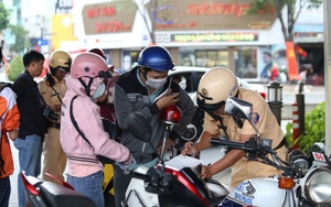 Đột ph&aacute; pin gi&uacute;p xe điện sạc nhanh m&agrave; vẫn bền - Ảnh 2.