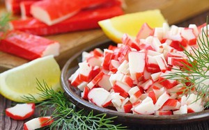 Sau c&uacute; sập, gi&aacute; v&agrave;ng tăng mạnh nhất 17 năm, lịch sử sẽ lặp lại? - Ảnh 1.