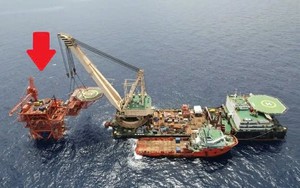 Tỷ ph&uacute; Phạm Nhật Vượng rơi khỏi top 100 người gi&agrave;u nhất thế giới v&igrave; cổ phiếu lao dốc - Ảnh 3.