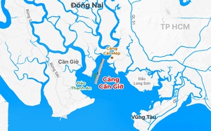 "Qu&aacute;i vật off-road" của Nga sắp đưa 1 người Nam Phi th&aacute;m hiểm quốc gia lớn nhất h&agrave;nh tinh - Ảnh 3.