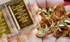 Gi&aacute; v&agrave;ng tiếp tục tăng mạnh, một quyết định của Tổng thống Trump đ&oacute;ng vai tr&ograve; quan trọng - Ảnh 3.