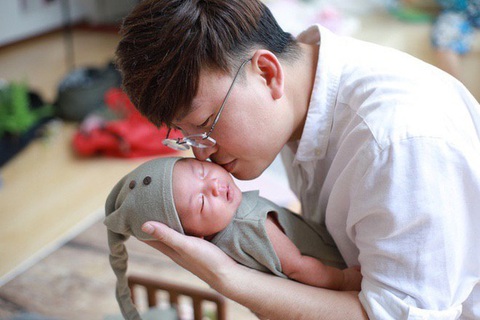 Vợ Sỹ Luân nghẹn ngào kể chuyện mẹ chồng không đón nhận dù đã sinh cháu: Con mong mẹ tha thứ, con xin lỗi - Ảnh 2. Vợ Sỹ Luân nghẹn ngào kể chuyện mẹ chồng không đón nhận dù đã sinh cháu: Con mong mẹ tha thứ, con xin lỗi - Ảnh 2.