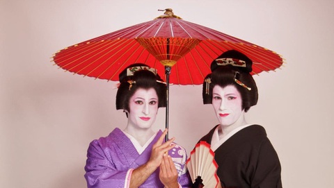 Geisha Nhật Bản và những sự thật bị người đời hiểu nhầm: Không phải là kỹ nữ! - Ảnh 2. Geisha Nhật Bản và những sự thật bị người đời hiểu nhầm: Không phải là kỹ nữ! - Ảnh 2.