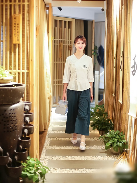 Việc nhẹ lương cao 1 vốn 4 lời dành cho mọi đối tượng: Bậc thầy lấy ráy tai đút túi trăm triệu mỗi tháng dễ như ăn kẹo - Ảnh 4. Việc nhẹ lương cao 1 vốn 4 lời dành cho mọi đối tượng: Bậc thầy lấy ráy tai đút túi trăm triệu mỗi tháng dễ như ăn kẹo - Ảnh 4.
