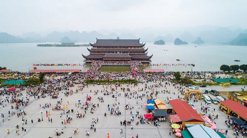 Đã có kết quả xét nghiệm hơn 1000 người liên quan đến nữ nhân viên chùa Tam Chúc mắc Covid-19 - Ảnh 1. Đã có kết quả xét nghiệm hơn 1000 người liên quan đến nữ nhân viên chùa Tam Chúc mắc Covid-19 - Ảnh 1.