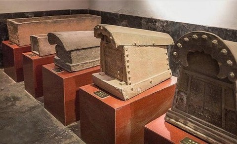 Phát hiện độc nhất ở kinh đô mộ cổ Trung Quốc: Đoàn khảo cổ rơi nước mắt! - Ảnh 1. Phát hiện độc nhất ở kinh đô mộ cổ Trung Quốc: Đoàn khảo cổ rơi nước mắt! - Ảnh 1.