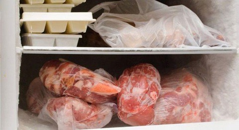 Trữ đông thịt và cái kết khiến cả nhà méo mặt nhưng cách xử lý mới là điều khiến dân mạng cạn lời - Ảnh 4. Trữ đông thịt và cái kết khiến cả nhà méo mặt nhưng cách xử lý mới là điều khiến dân mạng cạn lời - Ảnh 4.