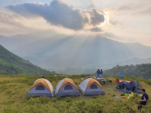 Khám phá Bình Liêu mùa cỏ lau với chi phí 1 triệu đồng - Ảnh 3. Khám phá Bình Liêu mùa cỏ lau với chi phí 1 triệu đồng - Ảnh 3.