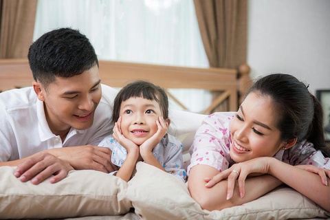 6 cách xây dựng quan hệ tốt đẹp giữa cha mẹ và con cái - Ảnh 3. 6 cách xây dựng quan hệ tốt đẹp giữa cha mẹ và con cái - Ảnh 3.