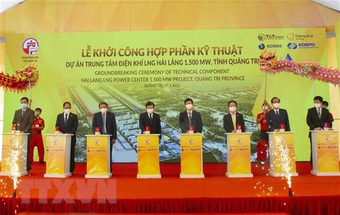 Tập đoàn T&T do chồng hoa hậu Đỗ Mỹ Linh làm lãnh đạo: Quy mô vốn 22.000 tỷ đồng, kinh doanh từ nông sản, ngân hàng đến địa ốc, năng lượng - Ảnh 2. Tập đoàn T&T do chồng hoa hậu Đỗ Mỹ Linh làm lãnh đạo: Quy mô vốn 22.000 tỷ đồng, kinh doanh từ nông sản, ngân hàng đến địa ốc, năng lượng - Ảnh 2.