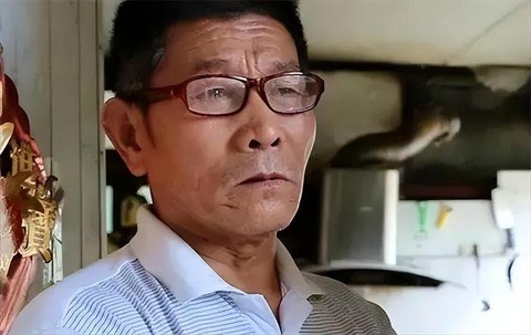 Ngôi nhà có móng vững nhất Thượng Hải: Đứng giữa đường suốt 14 năm không lay chuyển, vì chữ ‘tham’ đổi lại cái kết đắng - Ảnh 1. Ngôi nhà có móng vững nhất Thượng Hải: Đứng giữa đường suốt 14 năm không lay chuyển, vì chữ ‘tham’ đổi lại cái kết đắng - Ảnh 1.