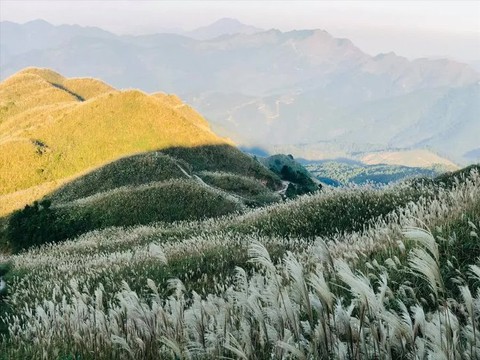 Khám phá Bình Liêu - “Sapa thu nhỏ” với loạt địa điểm hoang sơ đẹp choáng ngợp giữa lòng Quảng Ninh - Ảnh 2. Khám phá Bình Liêu - “Sapa thu nhỏ” với loạt địa điểm hoang sơ đẹp choáng ngợp giữa lòng Quảng Ninh - Ảnh 2.