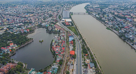 Tỉnh nhỏ thứ 2 Việt Nam nhưng thu ngân sách bằng 7 tỉnh khác cộng lại - Ảnh 1. Tỉnh nhỏ thứ 2 Việt Nam nhưng thu ngân sách bằng 7 tỉnh khác cộng lại - Ảnh 1.