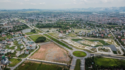 Tỉnh nhỏ thứ 2 Việt Nam nhưng thu ngân sách bằng 7 tỉnh khác cộng lại - Ảnh 6. Tỉnh nhỏ thứ 2 Việt Nam nhưng thu ngân sách bằng 7 tỉnh khác cộng lại - Ảnh 6.