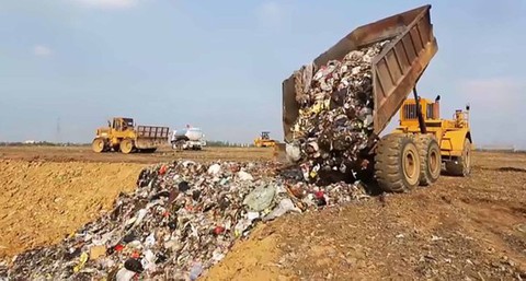Gian nan tái chế rác thải nhựa - Ảnh 3. Gian nan tái chế rác thải nhựa - Ảnh 3.