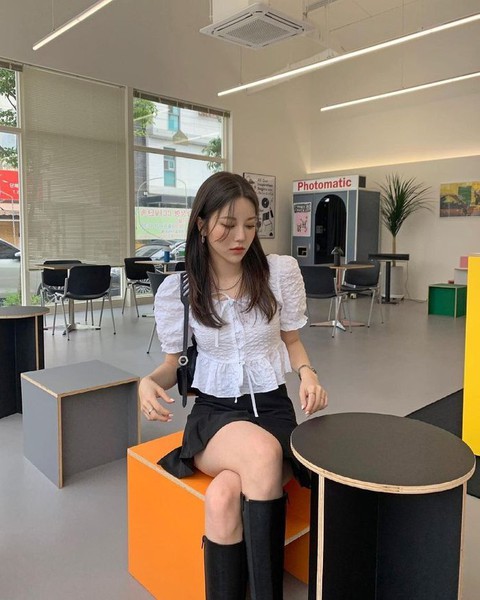 10 bộ đồ cực xinh cho chị em Hà Nội - Sài Gòn đi chơi Tết Dương lịch - Ảnh 8. 10 bộ đồ cực xinh cho chị em Hà Nội - Sài Gòn đi chơi Tết Dương lịch - Ảnh 8.