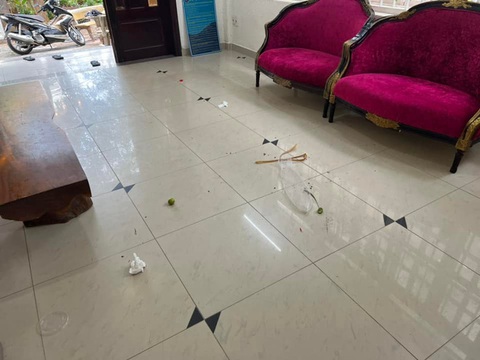 Khách trả villa “tanh bành” rác với tã bẩn, chủ nhà tức tối bóc phốt thì bị dân mạng vặn vẹo vì… 300k: Có đáng để làm vậy? - Ảnh 9. Khách trả villa “tanh bành” rác với tã bẩn, chủ nhà tức tối bóc phốt thì bị dân mạng vặn vẹo vì… 300k: Có đáng để làm vậy? - Ảnh 9.