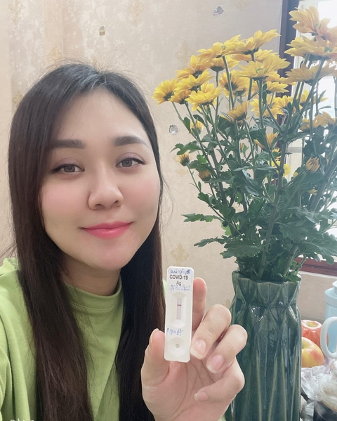 Vợ NSND Tự Long mắc Covid-19 khi đang mang bầu lần 3 - Ảnh 3. Vợ NSND Tự Long mắc Covid-19 khi đang mang bầu lần 3 - Ảnh 3.