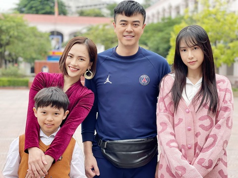 Cô con gái 26 tuổi của NSND Trần Nhượng: Nổi tiếng, xinh đẹp, gây chú ý khi thi hoa hậu - Ảnh 3. Cô con gái 26 tuổi của NSND Trần Nhượng: Nổi tiếng, xinh đẹp, gây chú ý khi thi hoa hậu - Ảnh 3.