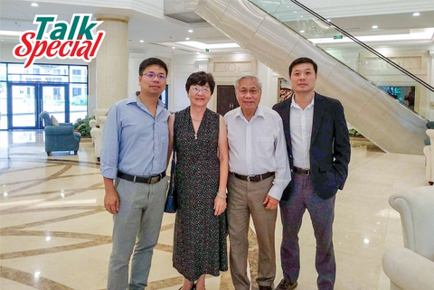 Bố mẹ GS Vũ Hà Văn-Th.S Google Vũ Thanh Điềm: “Cống hiến cho tổ quốc là thiêng liêng lắm - Ảnh 3.