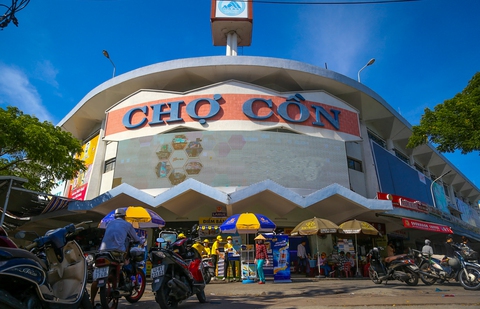 Thiên đường ẩm thực Đà Nẵng ‘nêm chặt người trong mùa cao điểm du lịch - Ảnh 11. Thiên đường ẩm thực Đà Nẵng ‘nêm chặt người trong mùa cao điểm du lịch - Ảnh 11.