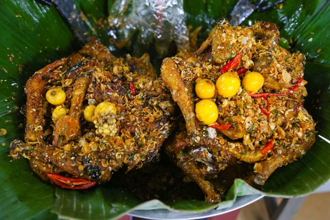 Thiên đường ẩm thực Đà Nẵng ‘nêm chặt người trong mùa cao điểm du lịch - Ảnh 5. Thiên đường ẩm thực Đà Nẵng ‘nêm chặt người trong mùa cao điểm du lịch - Ảnh 5.